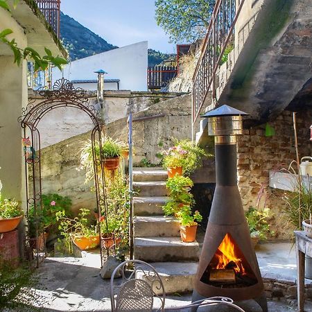 Tina'S Country Home Askas Bagian luar foto